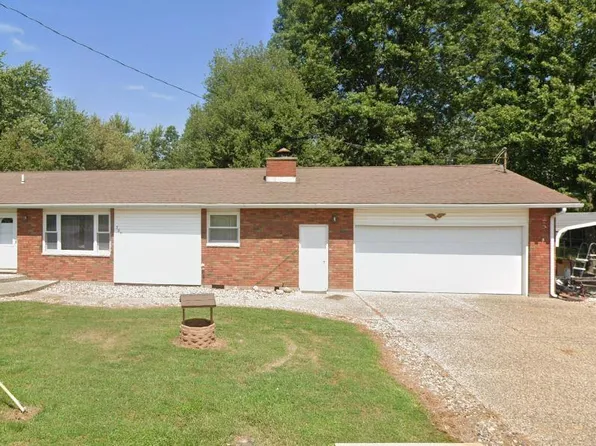 308 E School St, Camp Point, IL 62320