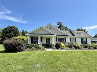 210 Gelynda Ct, Holly Ridge, NC 28445