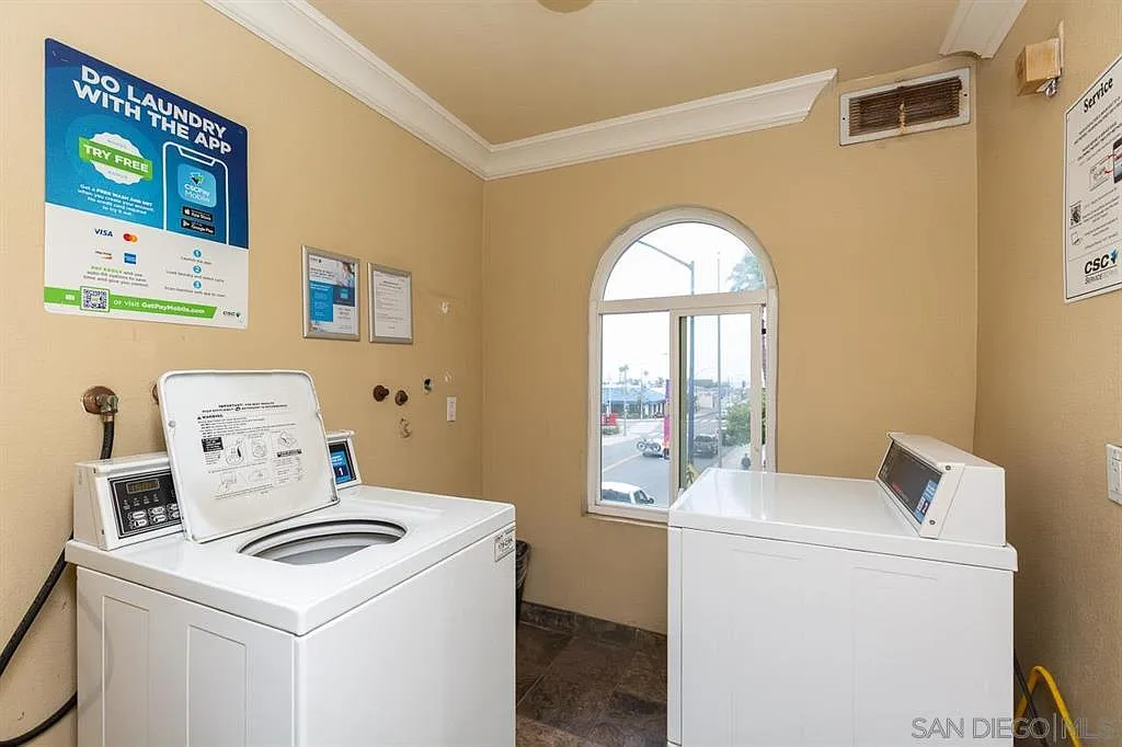 840 Turquoise St — Photo 4
