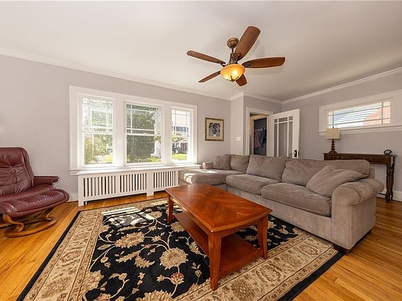 4th image of 2125 McKinley Ave