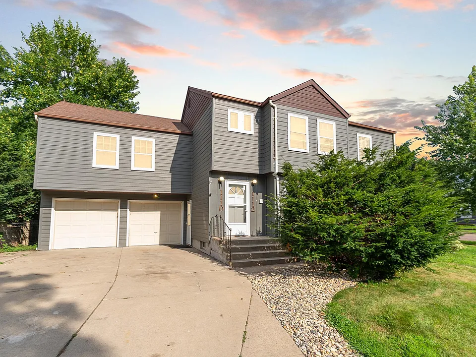 1110 S Main Ave #1MAIN