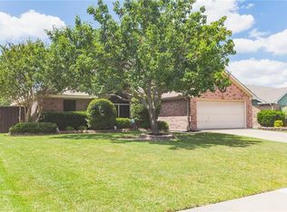 135 Villanova Cir, Forney, TX 75126