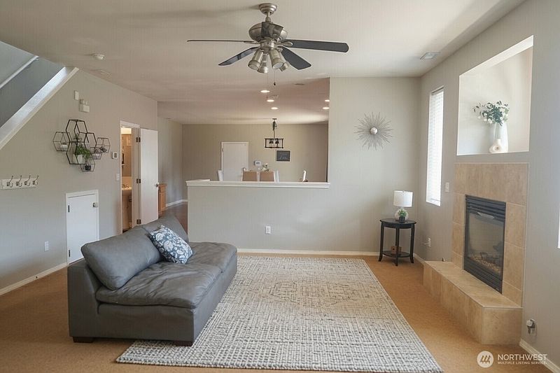 3rd image of 4316 Freemont Street NE