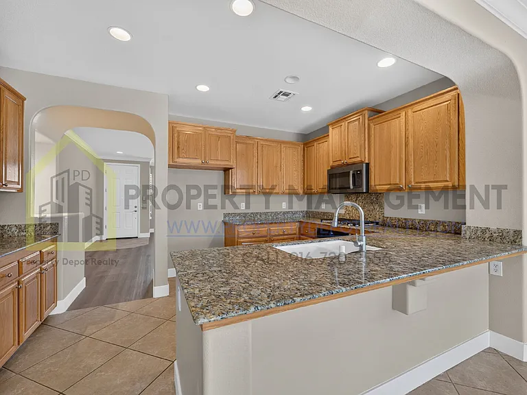 1570 Charm Way — Photo 17