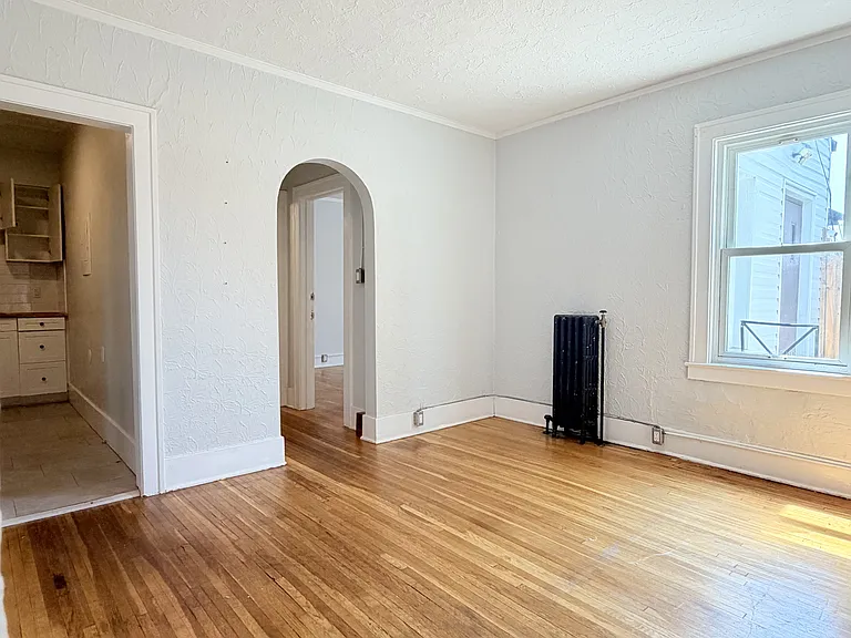 1469 Ottawa St #5 — Photo 2