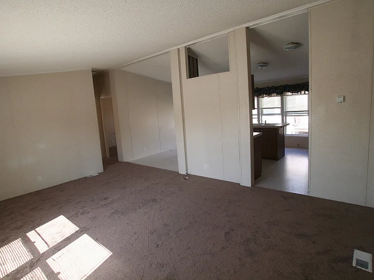 2747 Olivine St — Photo 3