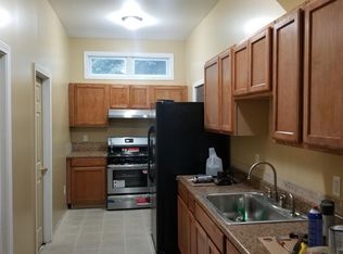 57 Hanover St, Waterbury, CT 06704