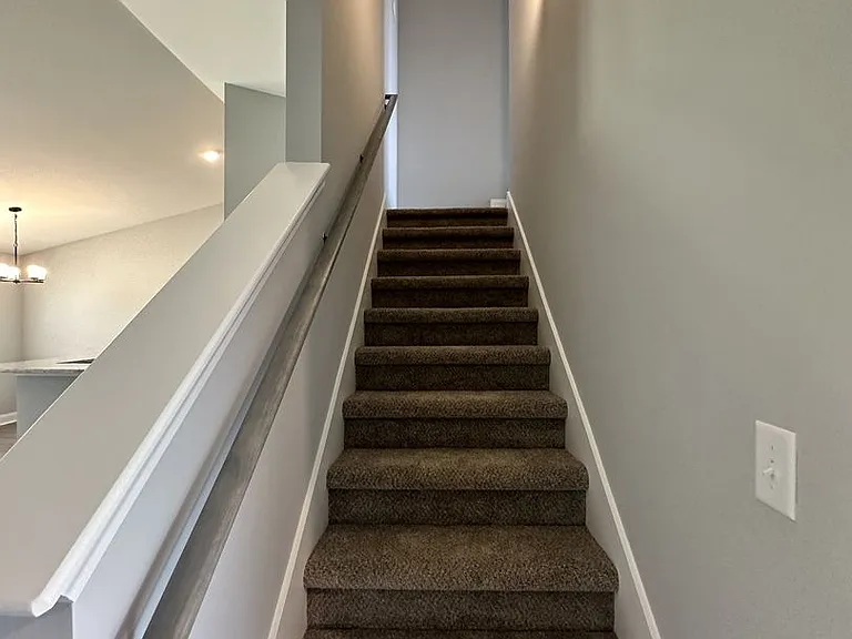 1020 Addler Dr — Photo 17