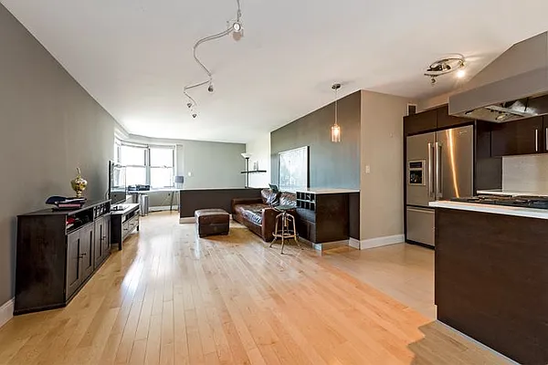 Sold by SBNY RE | media 26