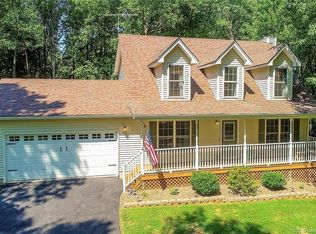 8445 Seneca Dr NE, Georgetown, IN 47122