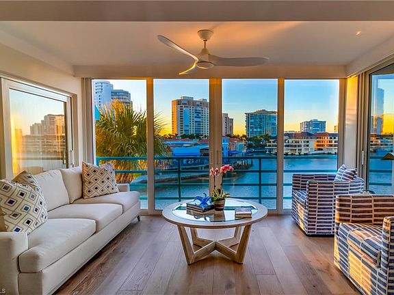 3rd image of 205 Park Shore DR #4-432