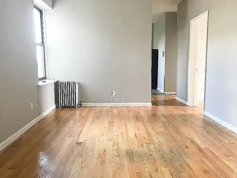 1060 Hancock St #5 — Photo 7