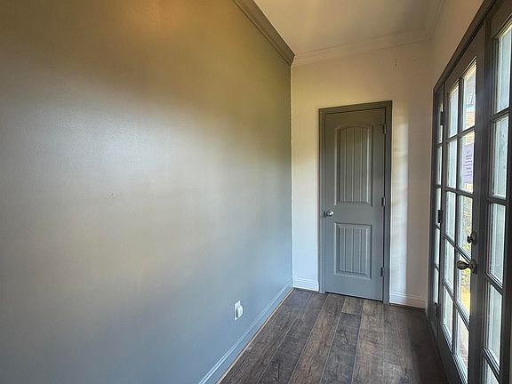 3rd image of 12689 Browne Way