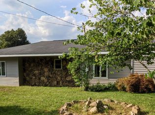 6591 Jackson Ct, East Lansing, MI 48823