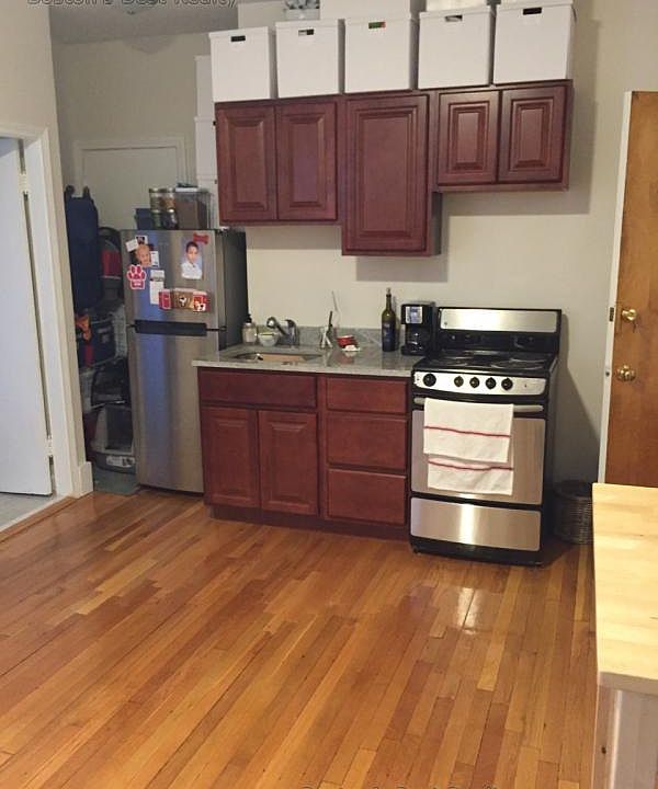 2nd image of 11 Englewood Ave #19