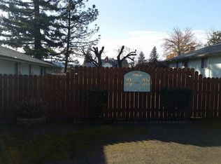 203 Grant St, Sutherlin, OR 97479