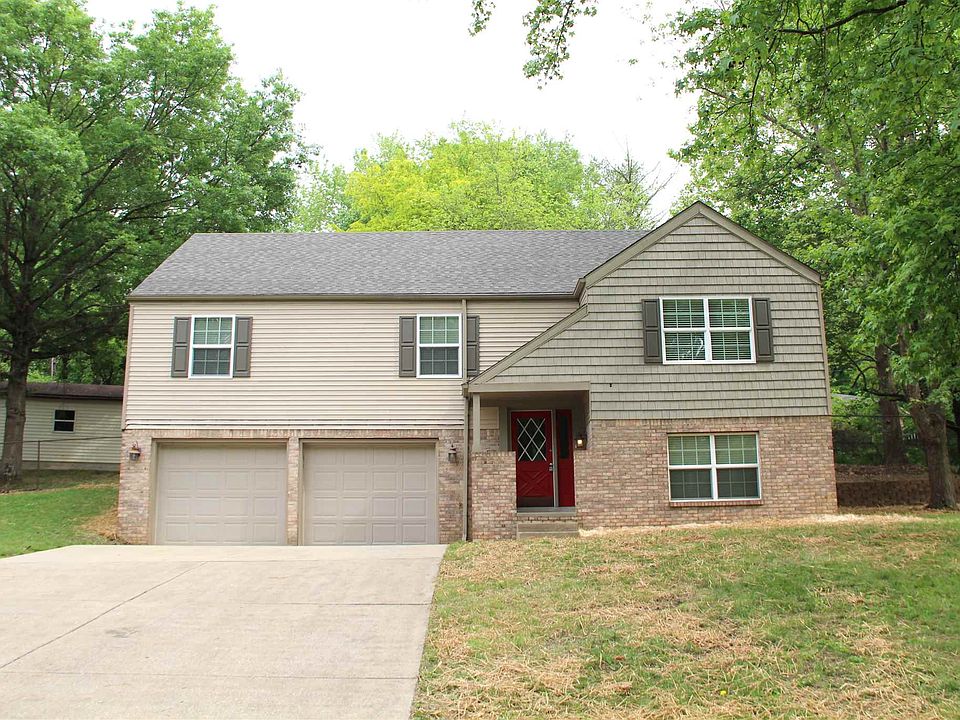 1st image of 945 Treelane Dr