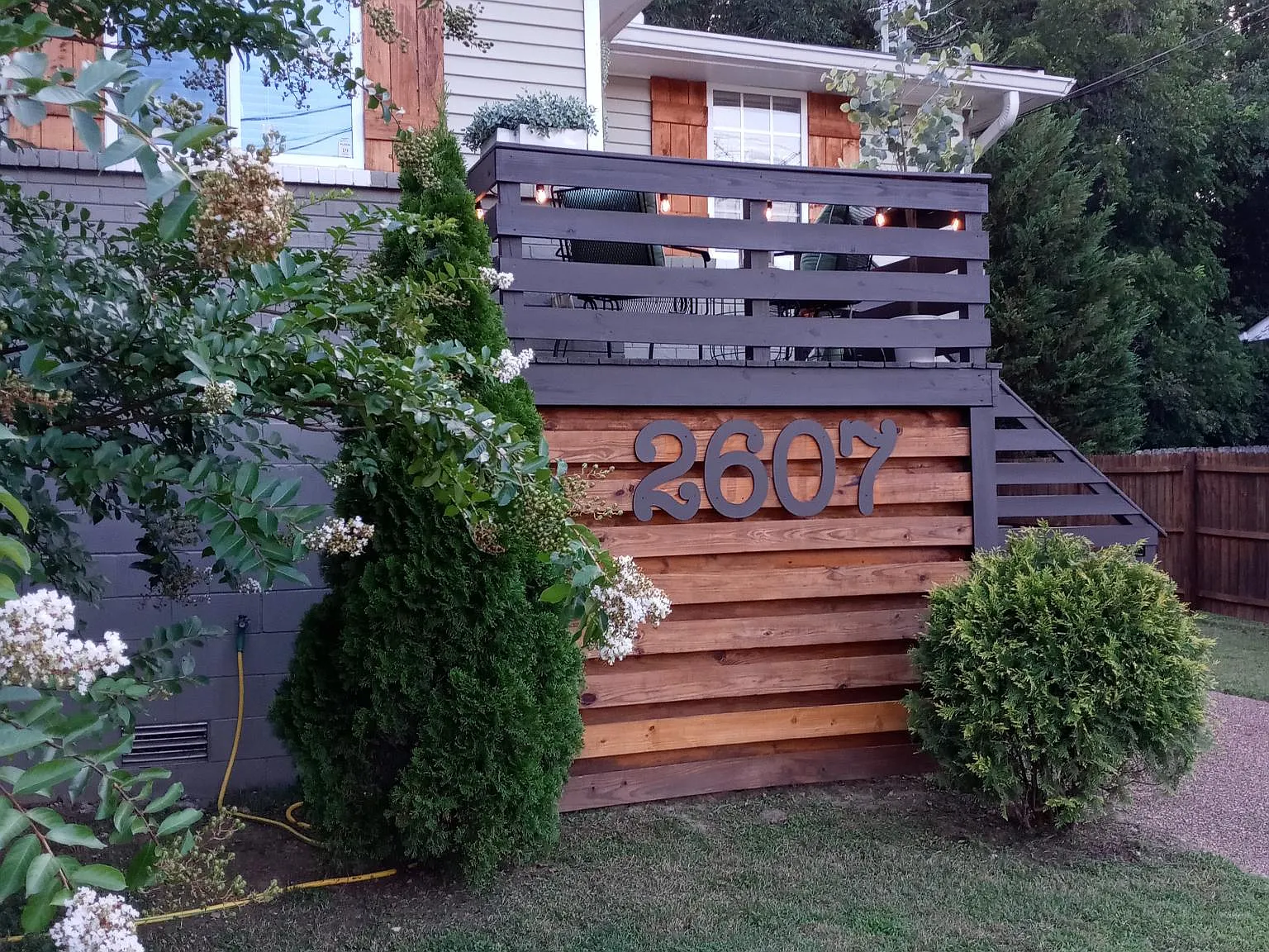 2 bed, 1000 sqft, $2,295 — Photo 2