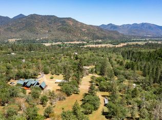 733 Crystal Dr #737, Grants Pass, OR 97527