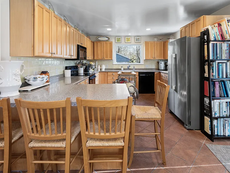 4 Waterview Rd — Photo 5