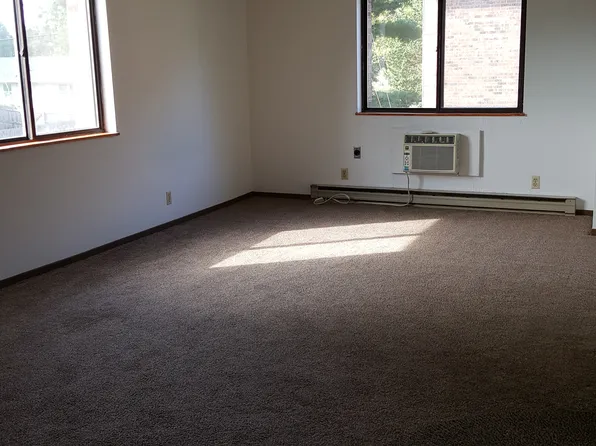 2450 N Water St APT 5, Decatur, IL 62526