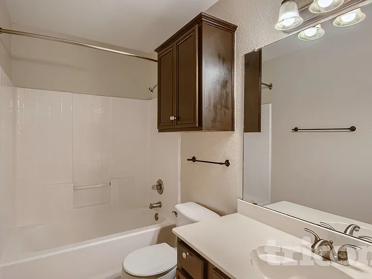 1023 Aries St — Photo 11