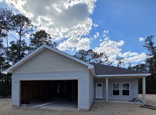 22 Wildwood Lakes Dr, Defuniak Springs, FL 32435