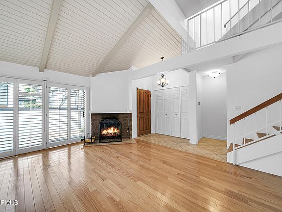 3rd image of 21535 Erwin St Unit 113