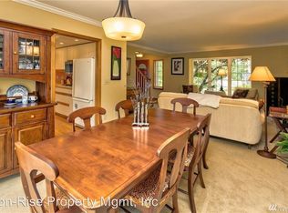 316 Viewcrest Rd, Bellingham, WA 98229