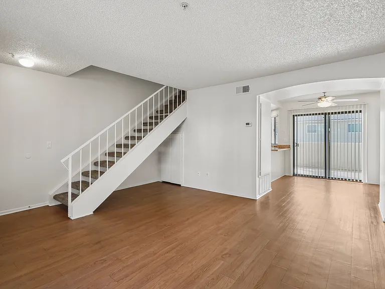 Kimberly Terrace — Photo 25