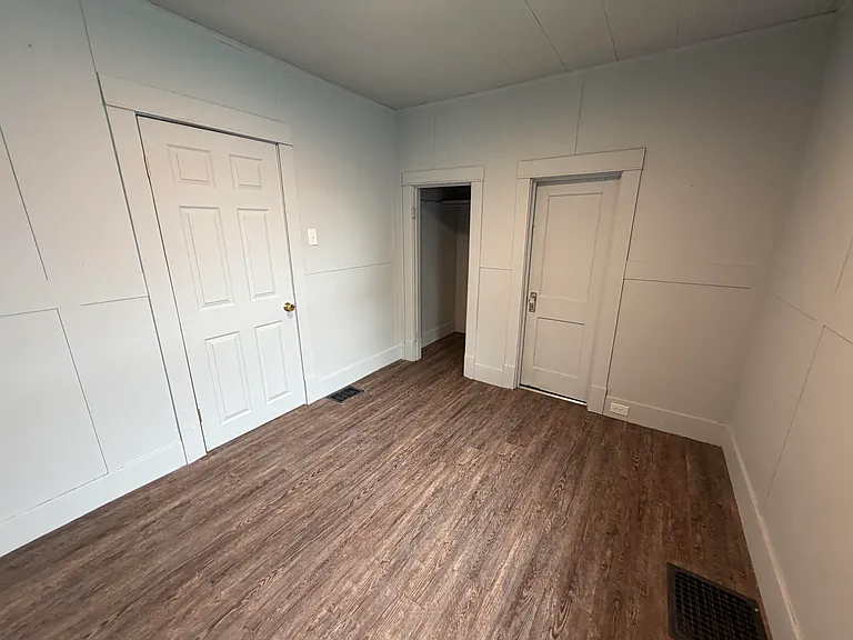 426 W Maple St #W — Photo 11