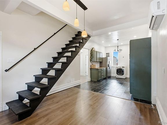4th image of 4651 Josephine Street