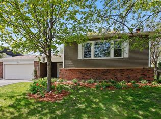 534 Cambridge Way, Bolingbrook, IL 60440