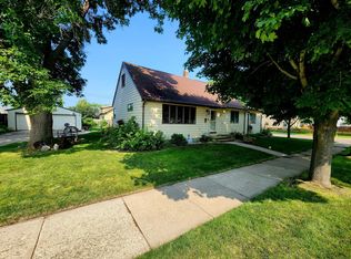 304 3rd Ave SW, Pipestone, MN 56164