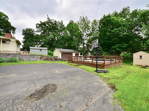 4th image of 181 Terrace Dr