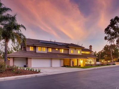 9942 Foxrun Rd, Santa Ana, CA, 92705
