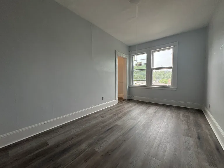 75 Pinehurst Ave #W2 — Photo 8