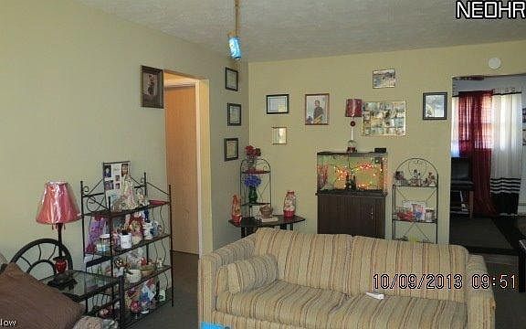 3rd image of 3023 Frederick Dr