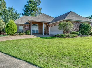 801 Hambridge Ct, Brandon, MS 39047