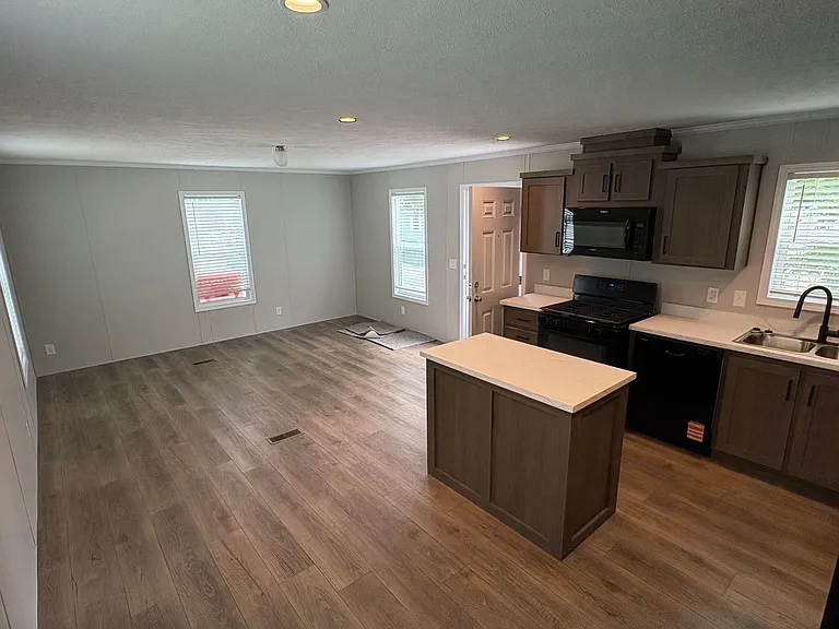Woodland Estates (MI) — Photo 13
