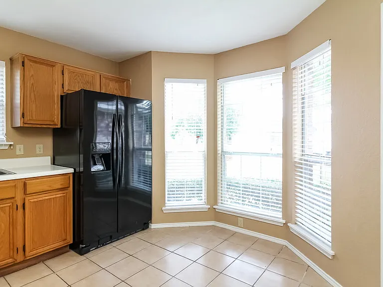 3612 Garden Springs Dr — Photo 5