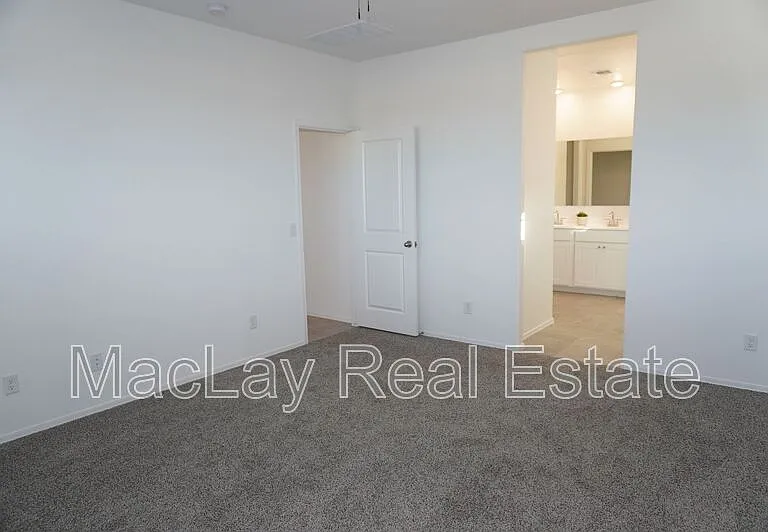 1164 W Chimes Tower Dr — Photo 26