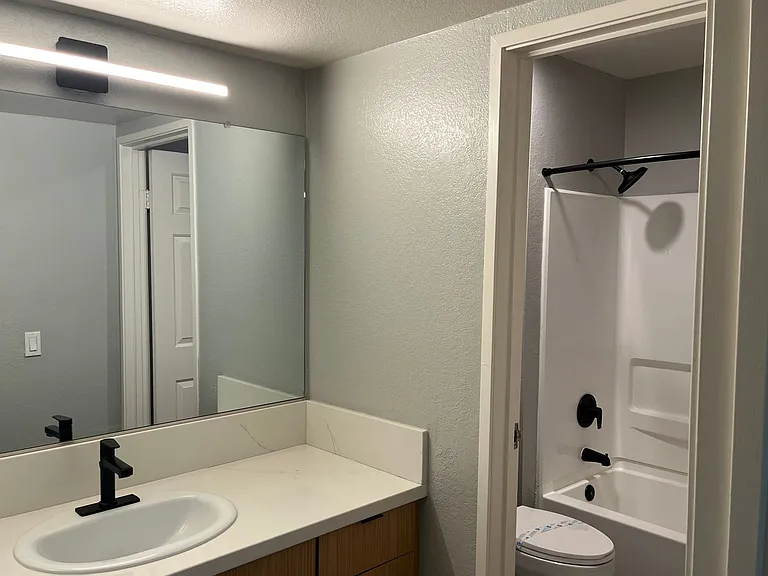 Corona Pointe Resort — Photo 238