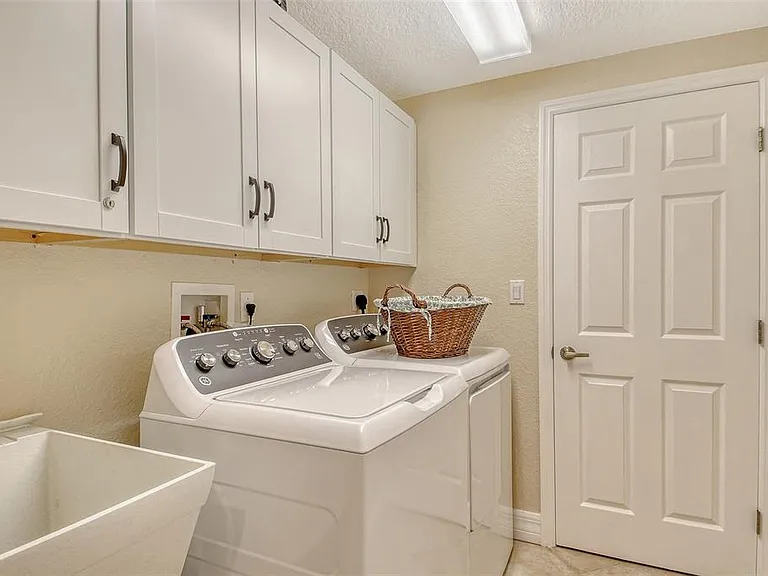 5100 Jessie Harbor Dr #504 — Photo 44