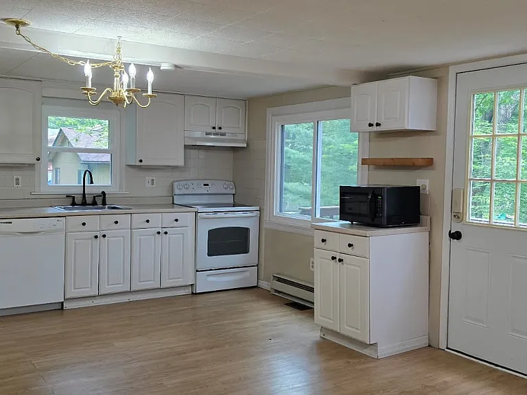 326 Wild Acres Dr — Photo 5