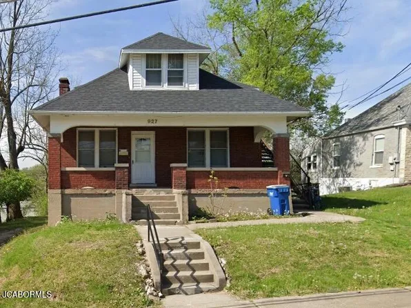 927 W High St, Jefferson City, MO 65109