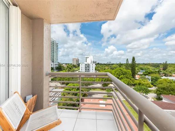 2400 SW 3rd Ave APT 703, Miami, FL 33129