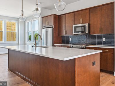 5917 Stonehenge Pl, North Bethesda, MD, 20852