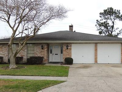 848 Glencove Ln, Gretna, LA, 70056