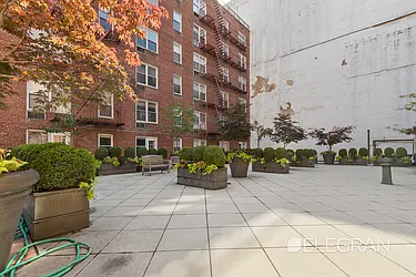 Rented by (Legacy) Elegran